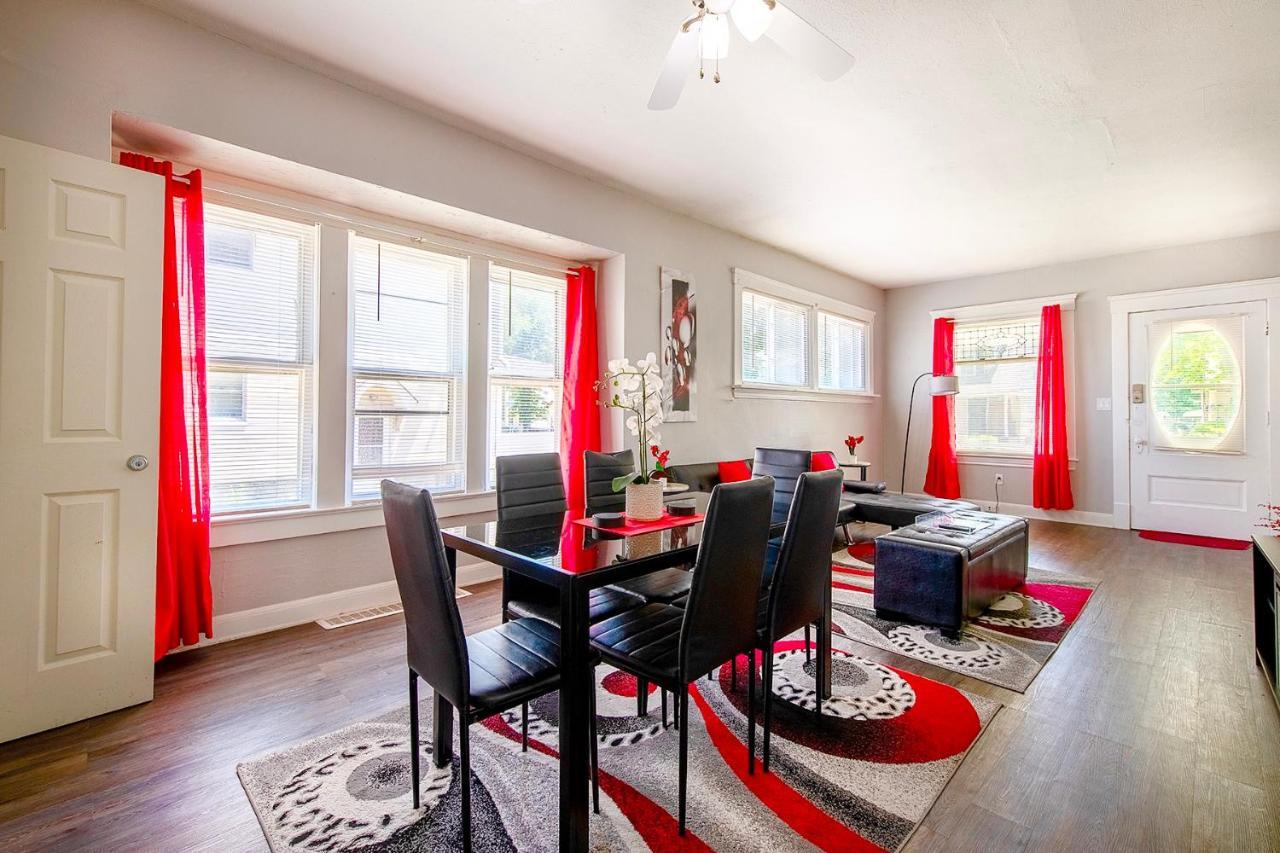 The Rubi Lounge - Spacious Brooklyn Centre Modern Escape Near Downtown With Parking, 300Mb Wifi & Self Check-In 클리블랜드 외부 사진