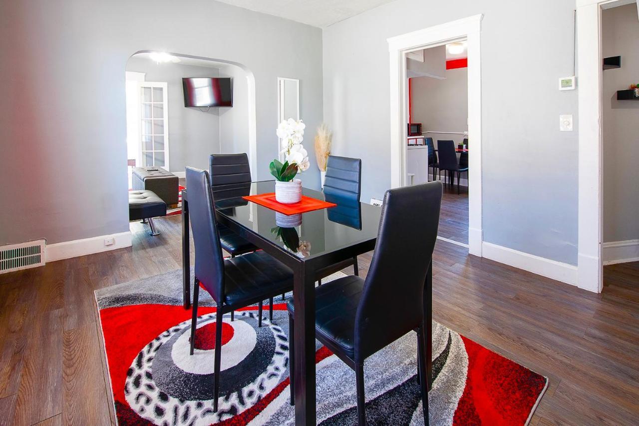 The Rubi Lounge - Spacious Brooklyn Centre Modern Escape Near Downtown With Parking, 300Mb Wifi & Self Check-In 클리블랜드 외부 사진